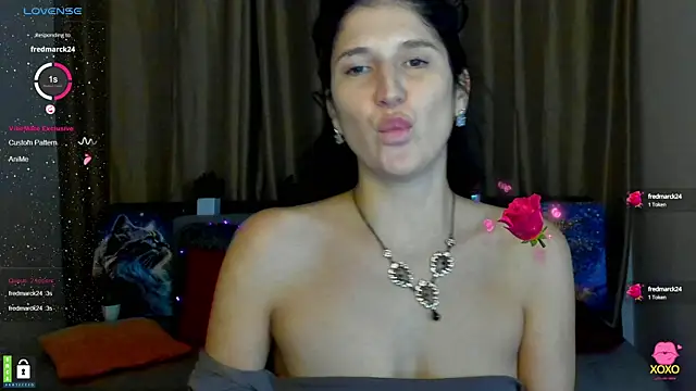 Snapshot of Alianna_Solo_Kisses chatting on February 2025 03:32:01 PM Alianna Solo Kisses online show from February 2025 03:32:01 PM