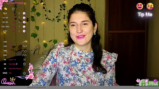 Alianna Solo Kisses online show from February 2026 12:33:02 PM