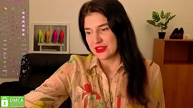 Alianna Solo Kisses online show from February 2026 12:24:02 PM