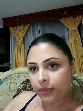 Snapshot of MelannyBell chatting on January 2025 01:08:01 AM MelannyBell online show from January 2025 01:08:01 AM