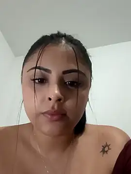 Snapshot of MelannyBell chatting on March 2025 07:17:01 PM MelannyBell online show from March 2025 07:17:01 PM