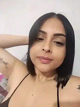 Snapshot of MelannyBell chatting on October 2025 09:02:01 PM MelannyBell online show from October 2025 09:02:01 PM