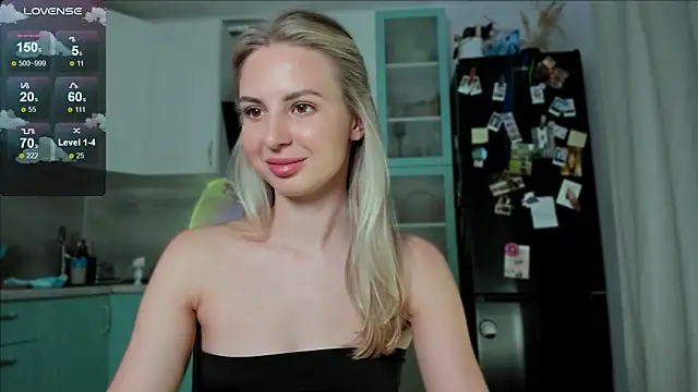 Snapshot of Sp1cyme chatting on December 2024 04:27:02 PM Sp1cyme online show from December 2024 04:27:02 PM