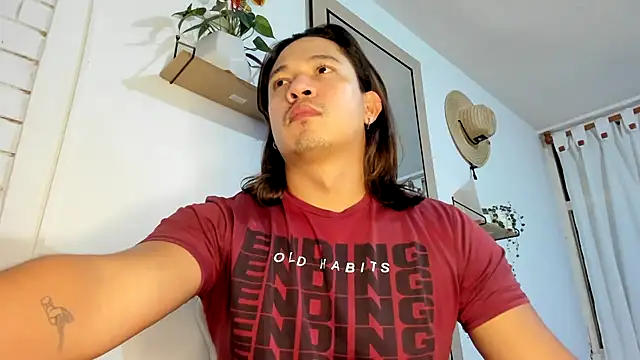 Valerioe online show from September 2025 03:22:01 AM