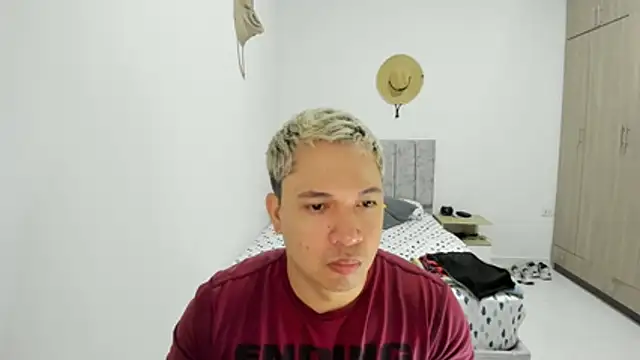 Valerioe online show from May 2026 04:33:02 PM
