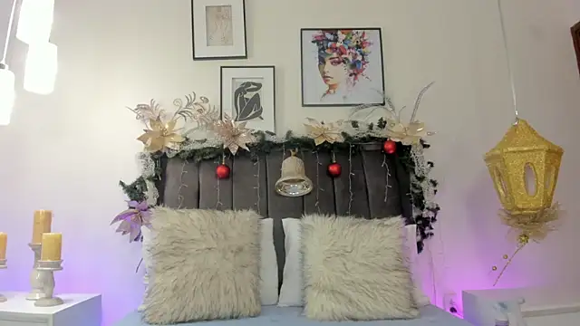 helen mooree online show from December 2025 12:54:01 PM