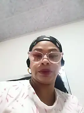 Melanie candy  online show from April 2026 06:04:02 PM