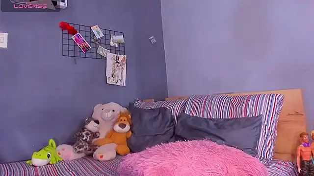 tiffbeatiful online show from February 2025 03:12:02 AM