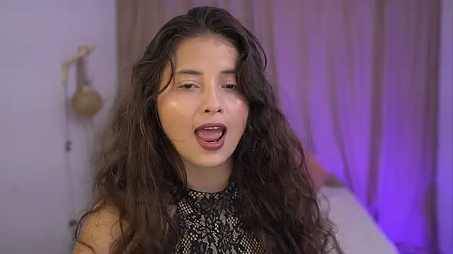 lirio05 online show from November 2025 06:39:01 PM