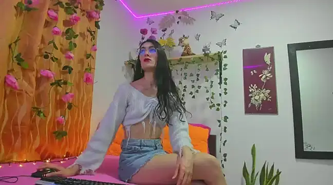 Snapshot of anasttacia_210 chatting on February 2025 04:20:01 AM anasttacia 210 online show from February 2025 04:20:01 AM