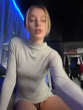 Snapshot of SSSATIVA_model chatting on March 2025 01:14:02 AM SSSATIVA model online show from March 2025 01:14:02 AM