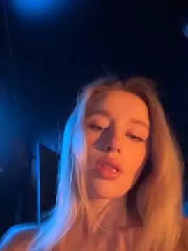 Snapshot of SSSATIVA_model chatting on November 2025 12:27:02 PM SSSATIVA model online show from November 2025 12:27:02 PM