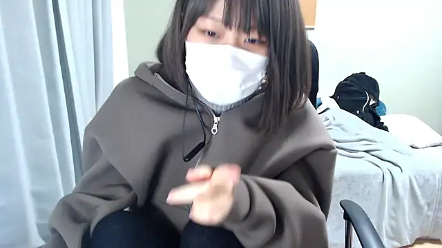 Snapshot of izumi__123 chatting on December 2024 12:49:01 PM izumi 123 online show from December 2024 12:49:01 PM