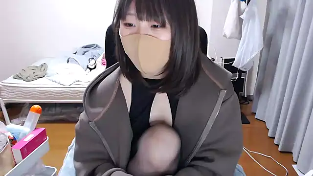 Snapshot of izumi__123 chatting on November 2025 03:18:02 PM izumi 123 online show from November 2025 03:18:02 PM