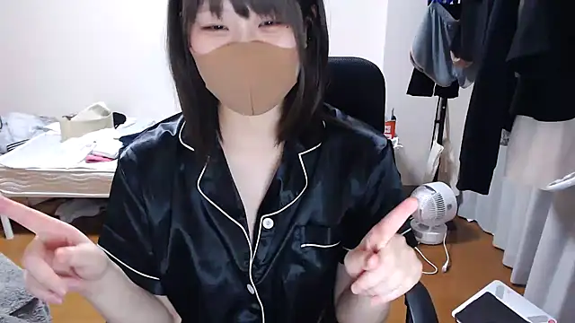 izumi  123 online show from August 2026 08:00:02 PM