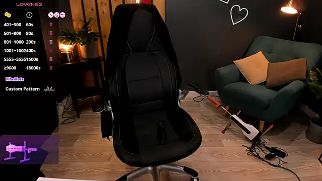 Snapshot of Kristy_Rayyy chatting on October 2025 04:11:01 AM Kristy Rayyy online show from October 2025 04:11:01 AM