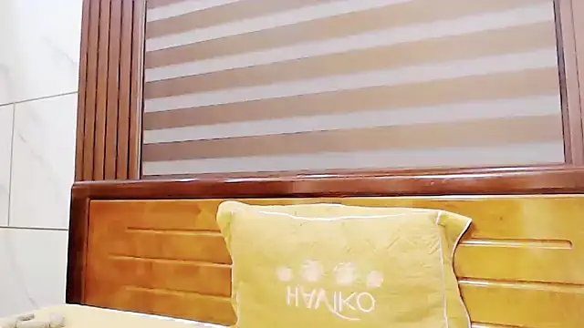 phuong-anh1709 online show from December 2024 12:40:02 PM