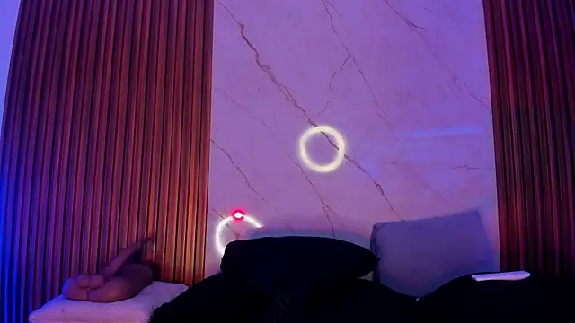 Emiilycollins online show from October 2025 09:46:02 PM