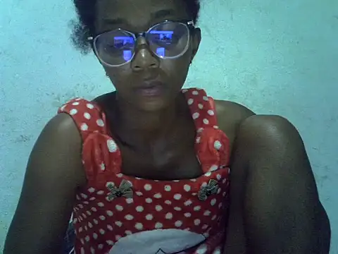 Snapshot of ElianeHot chatting on March 2026 07:30:01 PM ElianeHot online show from March 2026 07:30:01 PM