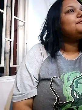 Alisteresa  online show from June 2026 02:22:01 AM