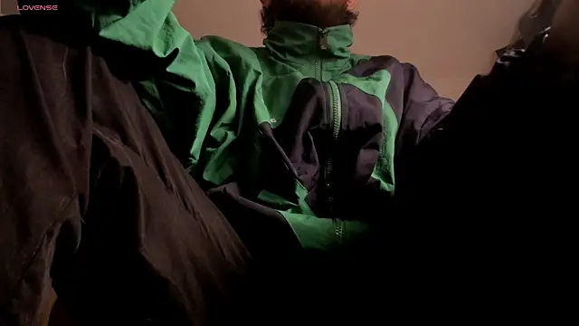 s sven03 online show from April 2026 01:11:01 AM