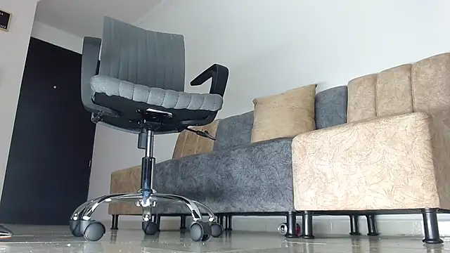 Valenn rey online show from September 2025 09:15:01 PM