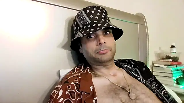 GForceSavage online show from November 2025 05:29:01 AM