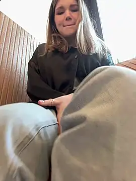 PumaShyXD online show from March 2025 10:28:02 AM