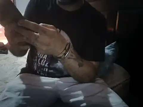 Snapshot of Luchi_pijagorda chatting on January 2025 10:12:01 PM Luchi pijagorda online show from January 2025 10:12:01 PM