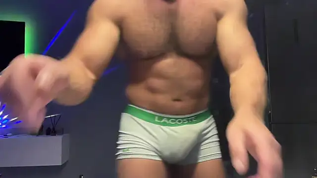 KarlosRichi online show from February 2025 06:38:01 PM