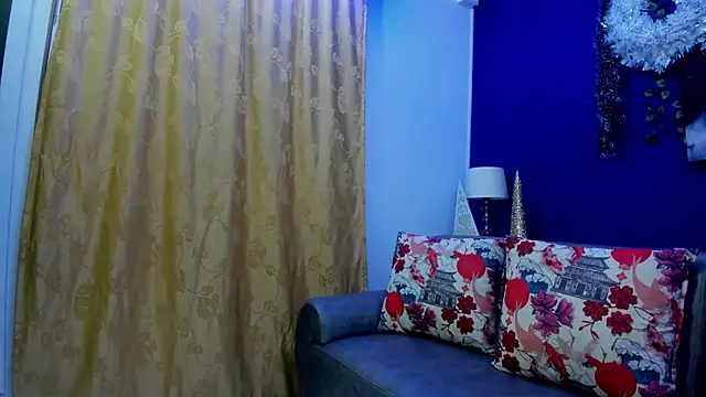 Snapshot of ShantalGomes chatting on December 2024 02:39:02 PM ShantalGomes online show from December 2024 02:39:02 PM