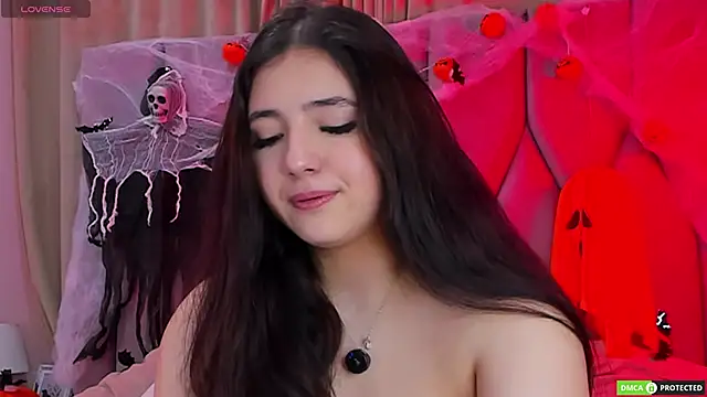 Snapshot of JennyFerguson chatting on October 2025 04:24:01 AM JennyFerguson online show from October 2025 04:24:01 AM