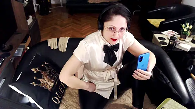 Snapshot of Imperatriza chatting on May 2026 01:35:01 AM Imperatriza online show from May 2026 01:35:01 AM