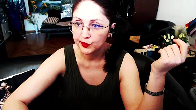 Snapshot of Imperatriza chatting on May 2026 04:47:02 PM Imperatriza online show from May 2026 04:47:02 PM