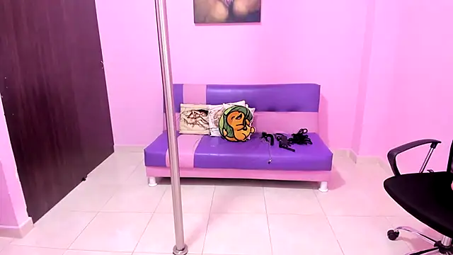 Snapshot of mature_dirty_squirt chatting on September 2025 12:30:01 PM mature dirty squirt online show from September 2025 12:30:01 PM