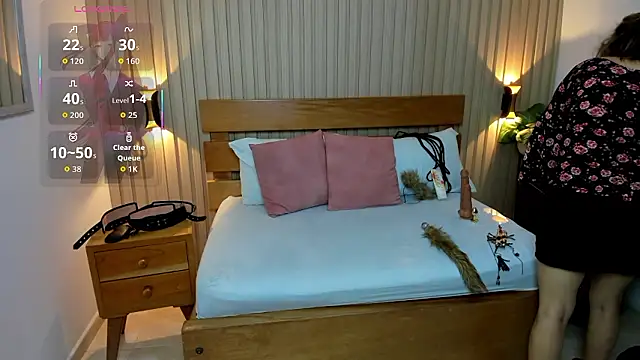 luciana ballesteros  online show from January 2026 12:18:01 PM