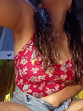 Snapshot of prettybella4u chatting on June 2026 11:49:02 AM prettybella4u online show from June 2026 11:49:02 AM