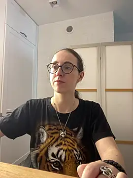 MartiniiSelenna online show from July 2026 05:47:02 AM