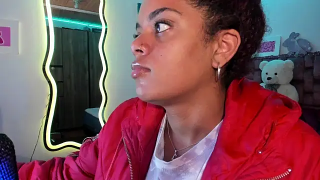 ladyrd1 online show from February 2025 09:44:02 AM