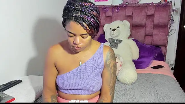 ladyrd1 online show from October 2025 07:53:01 AM