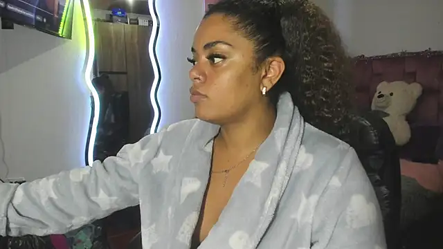 Snapshot of ladyrd1 chatting on January 2026 03:55:02 AM ladyrd1 online show from January 2026 03:55:02 AM