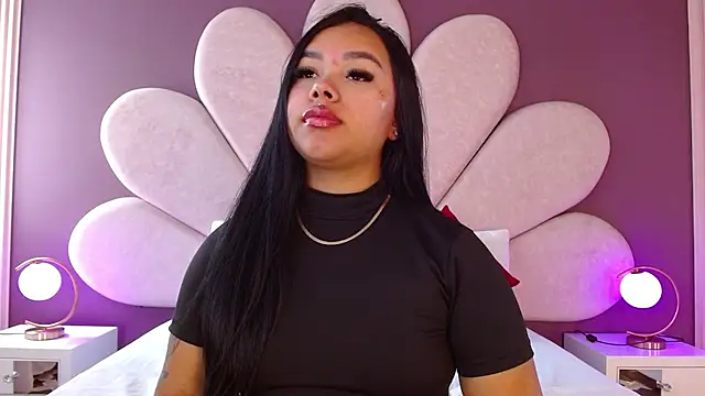 MarianaGarciaa   online show from May 2026 07:19:01 PM