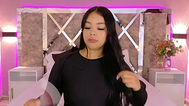 MarianaGarciaa   online show from May 2026 07:21:01 PM