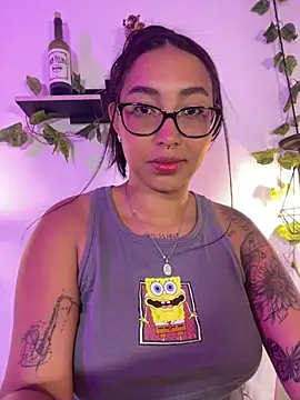 Snapshot of melanieecox chatting on June 2026 01:15:02 AM melanieecox online show from June 2026 01:15:02 AM