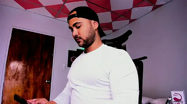 Sebas-hott online show from January 2025 03:41:01 AM