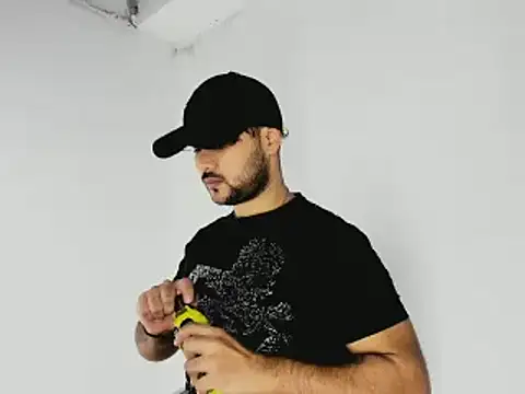 Sebas-hott online show from November 2025 09:57:02 PM