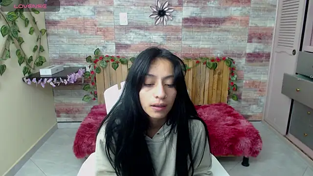 Snapshot of Lucy_joi chatting on December 2024 02:34:02 AM Lucy joi online show from December 2024 02:34:02 AM