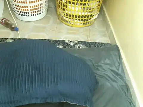 centzSexy online show from April 2026 09:57:02 PM