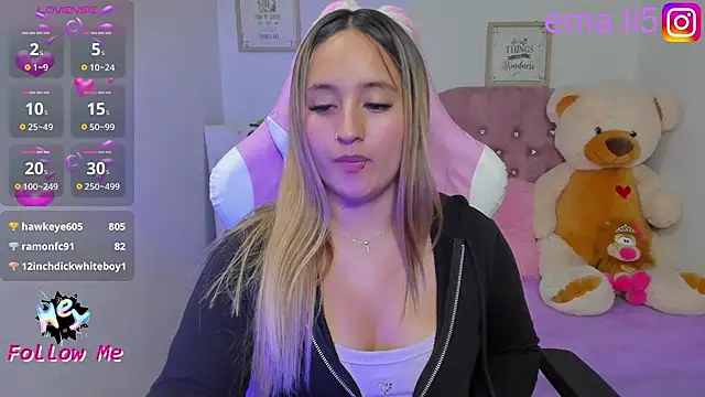 Snapshot of ema_tayy chatting on February 2025 10:34:01 AM ema tayy online show from February 2025 10:34:01 AM