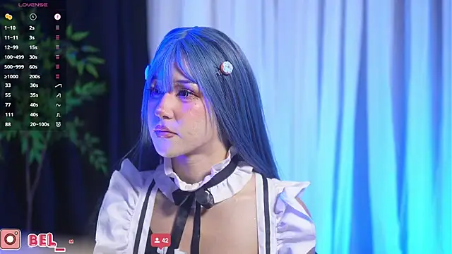 Snapshot of Bella-Franco chatting on November 2025 07:23:02 PM Bella-Franco online show from November 2025 07:23:02 PM